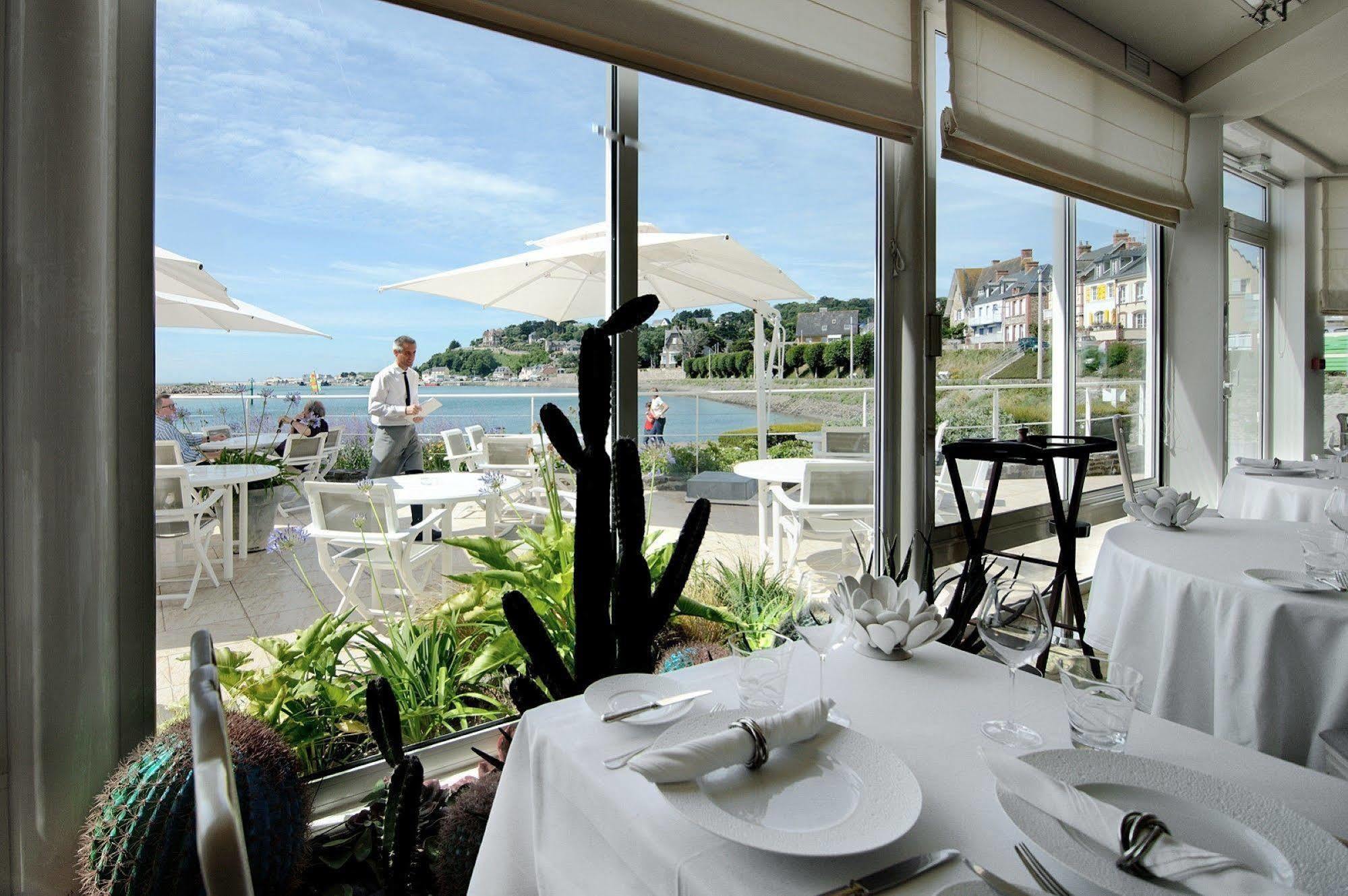 Hotel La Marine Barneville-Carteret Exterior photo