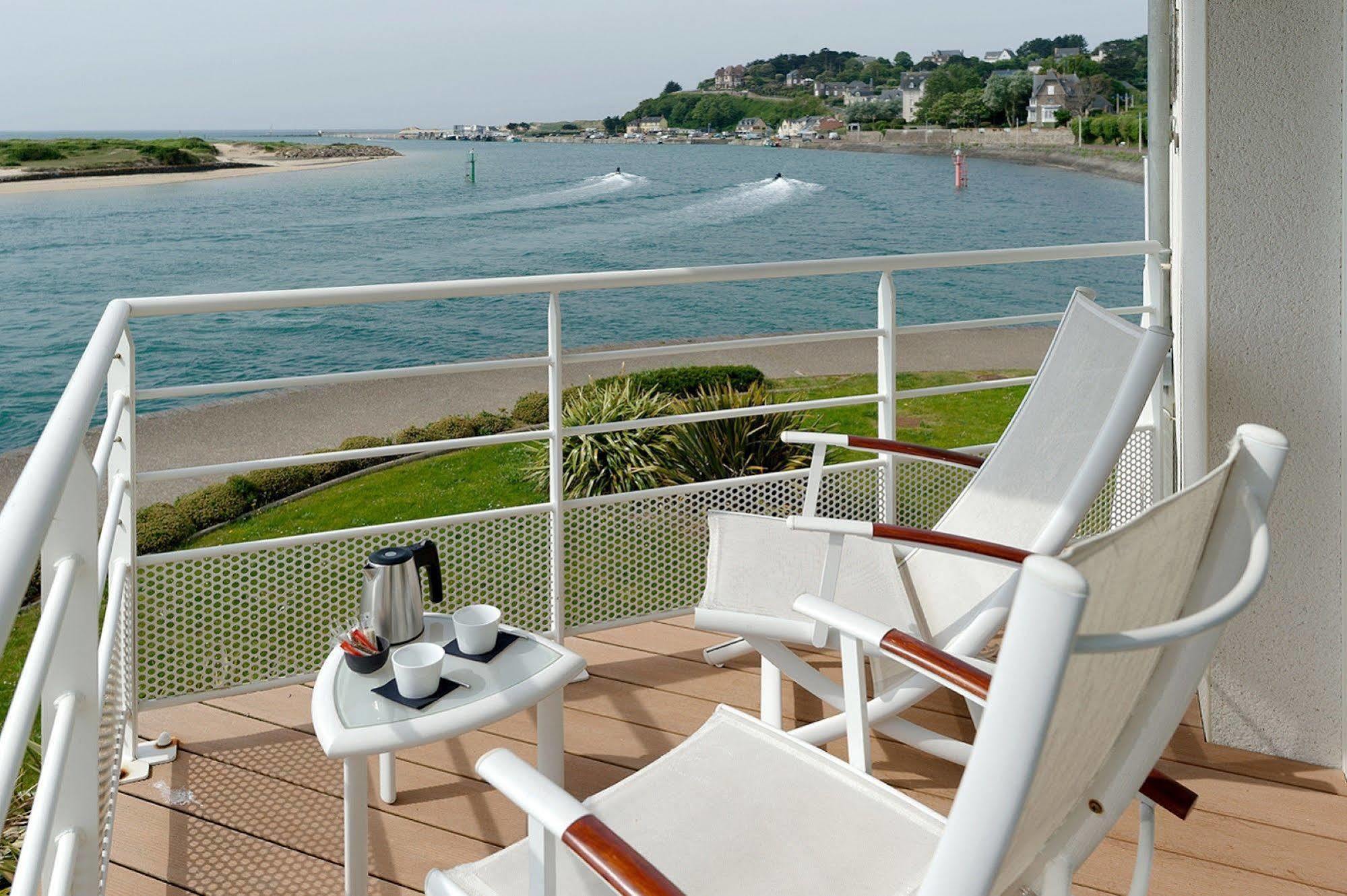 Hotel La Marine Barneville-Carteret Exterior photo